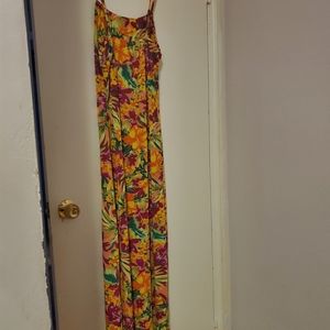 Maxi floral vacation dress